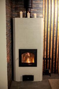 Arctic Glow Apartment 3