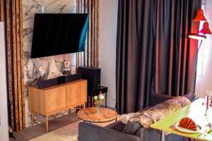 Arctic Glow Apartment 3