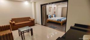 Hotel Queens Tower( A Unit Of Hotel Khyber Continental)