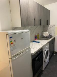 Appartements Magnifique Studio entier en RDC : photos des chambres
