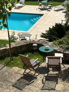 Villas Villa 4 bedrooms for 8 People with Heated Pool 4km from Aix Center, Agarrus Aix : photos des chambres