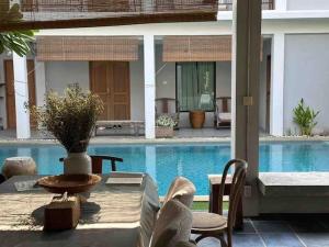 ChiangMai清迈 cozy pool Villa 8rooms