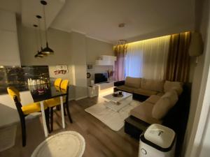 4E Apartament