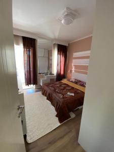 4E Apartament