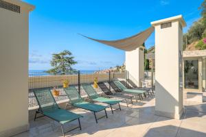 Appartements Les Miradors, charmant appartement de 2 chambres en RDC, jardin privatif, piscine, vue mer et parking : photos des chambres