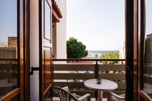 Eva Marina Hotel