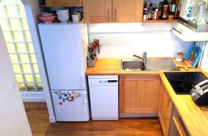 Terrasse avec vue magique sur tout Paris