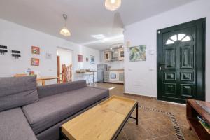 Casa Hibiscus - Shared Pool and BBQ - Close to Seafront Promenade By Lanzarote Vacation Homes