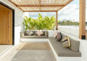 Villa Domus 1 by BaliSuperHost