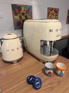 Casa Miseno, independent apartment near Metro B