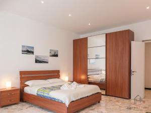 Heart of Genova B - De Ferrari 3min - AC - WiFi