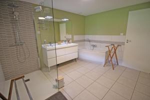 Maisons de vacances Le deserteur : photos des chambres