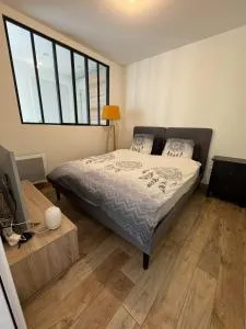 Quiet accommodation near train station - Épisy