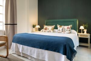 ODonnell Deluxe Private House by Valcambre