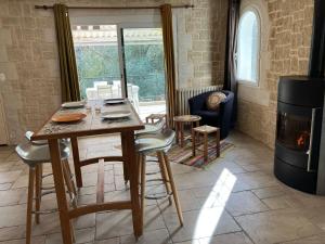 Appartements Gite avec jacuzzi, et acces prive a la riviere : photos des chambres
