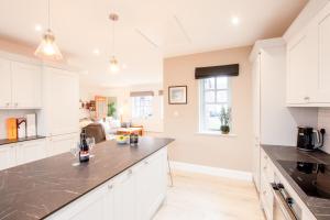 Northern Hideaways Shore Cottage, Beadnell - 4hvězdičkové hotely ve městě Beadnell