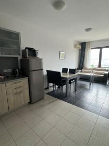 Relaxing apartment - 100 meters from the sea