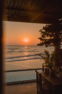 Areeya Beachfront Villas Pranburi