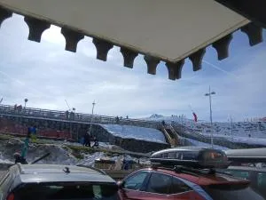 Bel appartement au pied des pistes 9 personnes - 阿拉纽埃