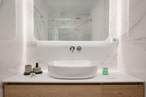 Glyfada Experience Residence