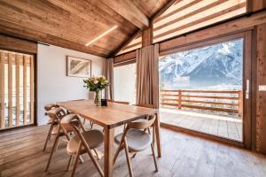 Chalet Foxden, Les Houches Chamonix - by EMERALD STAY
