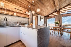 Chalet Foxden, Les Houches Chamonix - by EMERALD STAY