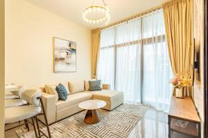 Stylish 1BR Business Bay - Near Metro - Balcony with City Views - 4hvězdičkové hotely ve městě Dubaj