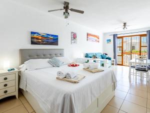 Port Royale shine and bright, heated pool