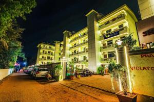 Fabhotel Shalom Indus residency - 400 Mtrs Away from Fort Aguada