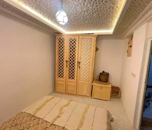 Douria FARAH, Authentique