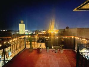 Douria FARAH, Authentique