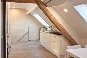 Sejours chez l'habitant Chambres privees au calme avec espaces partages : photos des chambres