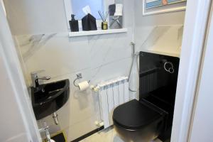 Mimis Downtown Sweet