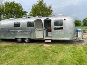 Bury - Lodge - Sleeps 2 - Parking