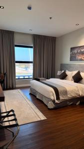 WEEK END IN FoR Serviced APARTMENTS