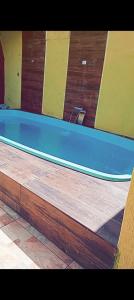 Alugo casa Itanhaém com piscina