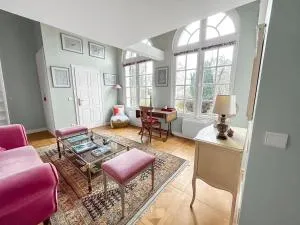 L'orangerie White Palacio - 基扬古尔