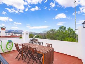 Cubos Nueva House Town Center