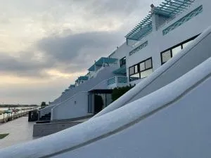 شالية استديو باطلالة ساحرة luxury studio عائلات family البردايس - درّة العروس