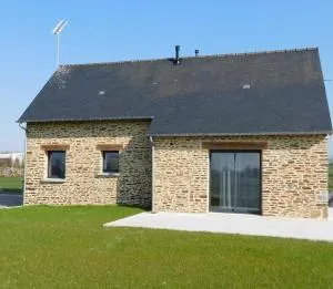 Gite dans la Baie du Mont Saint Michel - 蓬托尔松