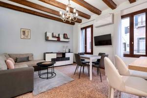 House Canal - 5 min to Rialto and the Centre