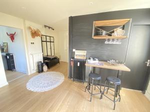 PROCE - Apt lumineux et cosy, vue parc de Procé