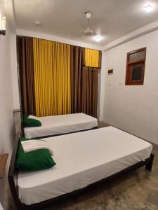 Beach House Mahamodara