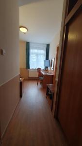 Single Room room in Hotel Baross