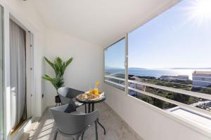 Apartment with a sea view