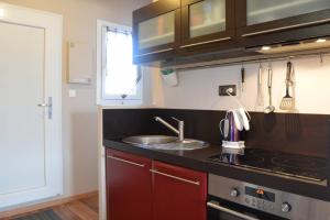 SP520-K227 Appt 2 pièces cabine 4 couchages SAINT PIERRE LA MER