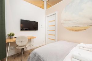 Felicjanek 15 - Central 3-Bedroom Apartment - by Upstairs