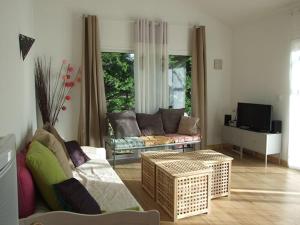 Maisons de vacances Le bois Flotee Cottage avec jardin, Lac 6 min, Ocean plage 15 min : photos des chambres