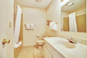 Hiawatha East Lake Tansi by CoolVacay