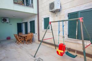 Montesan Luxury Apartment Beach Front